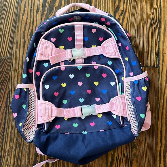⭐️ 2 for 40 ⭐️ Pottery Barn Mackenzie Navy Pink Multi Hearts Backpack- large - Picture 1 of 5
